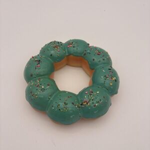 Green Donut‎ Wall Figurine Small Resin Sprinkles Kitchen Food Decor Hanging
